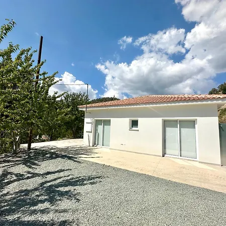 Nyaraló In The Hills *