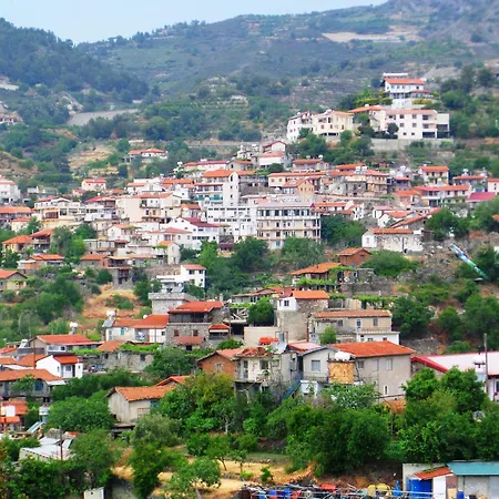 In The Hills Nyaraló